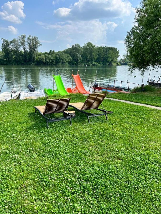 Apartmani Tiske Noci Bečej Esterno foto