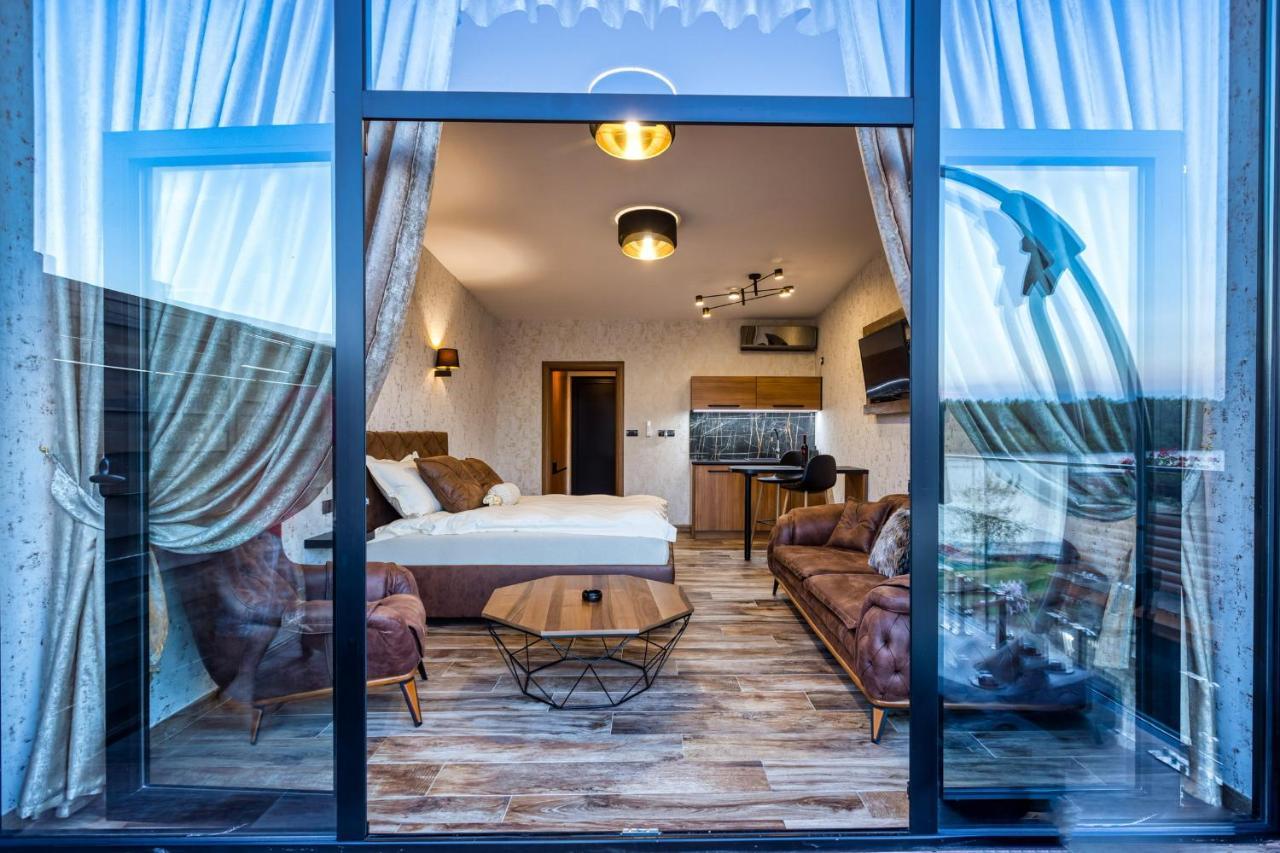 Apartmani Tiske Noci Bečej Esterno foto