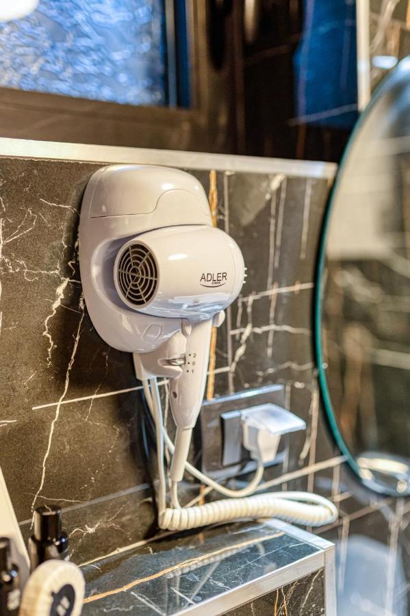 Apartmani Tiske Noci Bečej Esterno foto