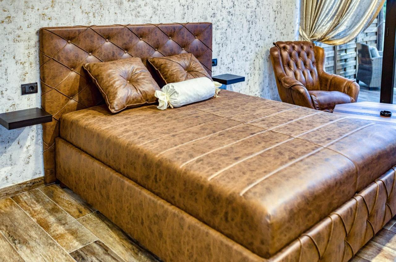 Apartmani Tiske Noci Bečej Esterno foto